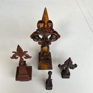 Finial decorative set